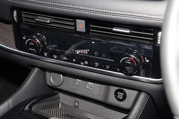 2024 Nissan X-TRAIL ST-L T33