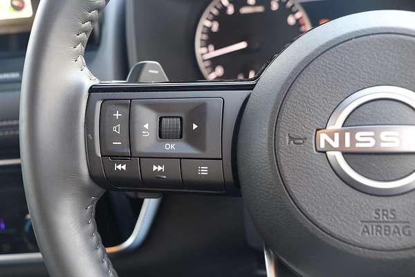 2024 Nissan X-TRAIL ST-L T33