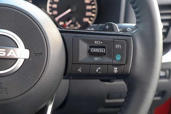 2024 Nissan X-TRAIL ST-L T33