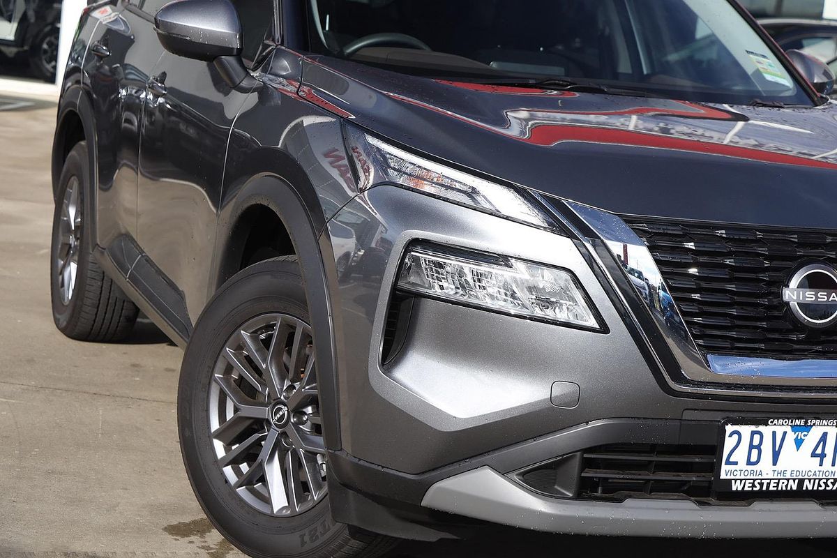 2025 Nissan X-TRAIL ST T33