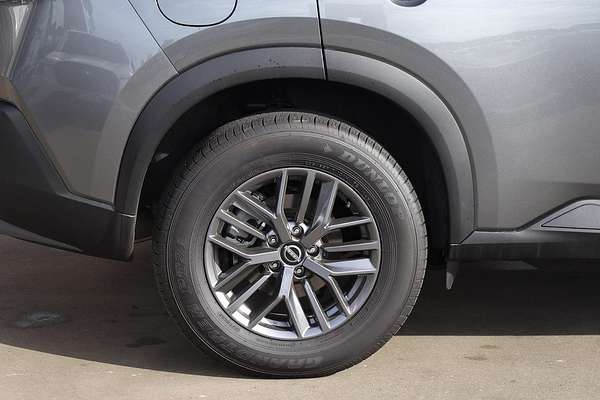 2025 Nissan X-TRAIL ST T33