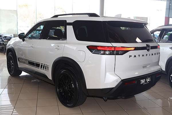 2024 Nissan Pathfinder ST-L R53