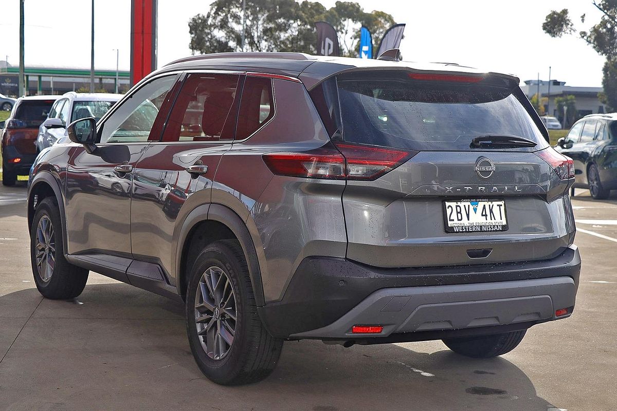 2025 Nissan X-TRAIL ST T33