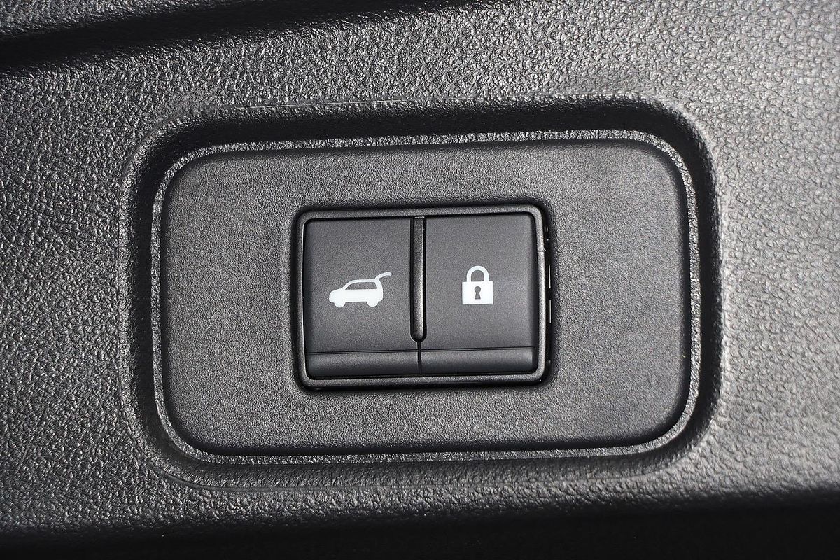 2024 Nissan Pathfinder ST-L R53