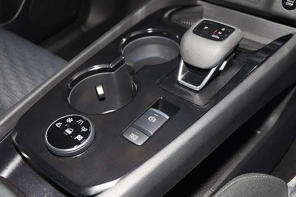 2025 Nissan X-TRAIL ST T33