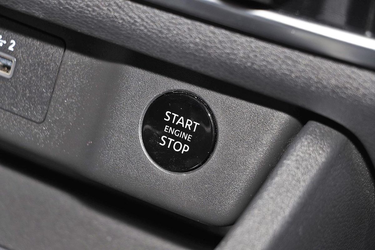 2025 Nissan X-TRAIL ST T33