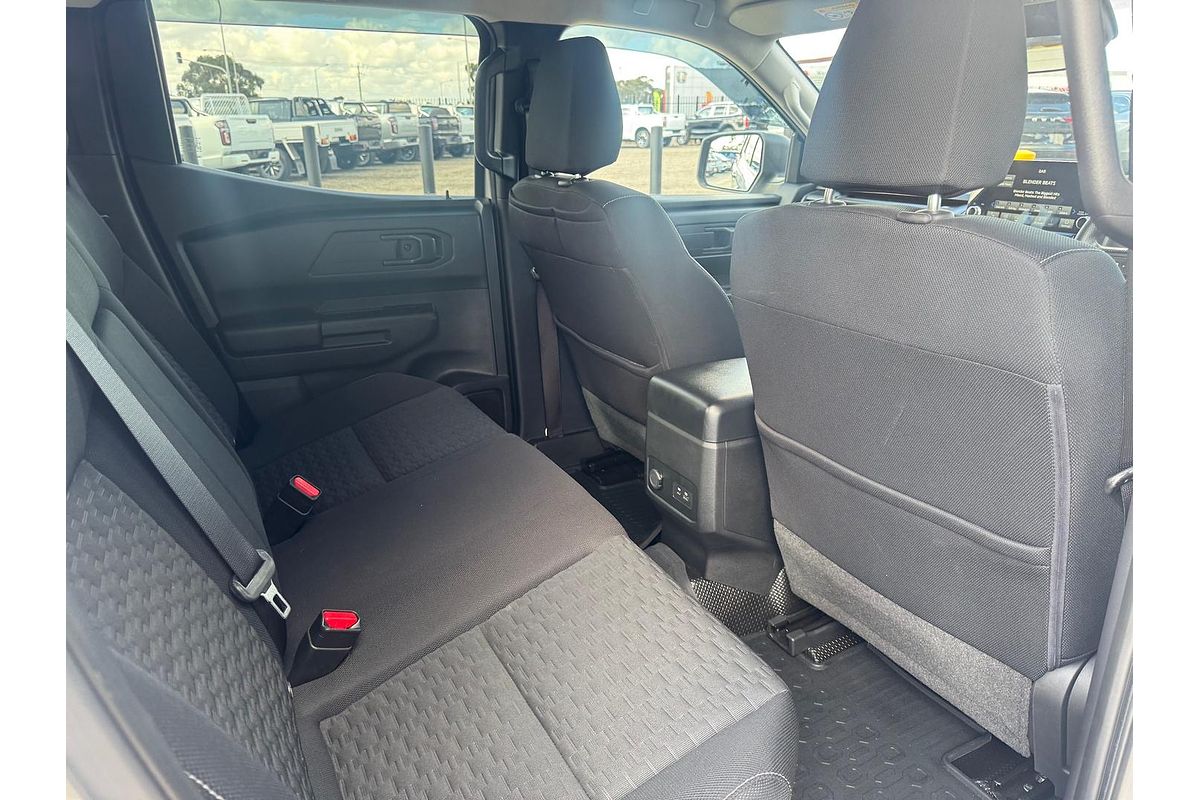 2024 Mitsubishi Triton GLX+ MV 4X4