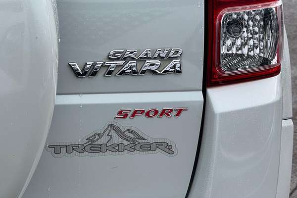 2017 Suzuki Grand Vitara Sport JB