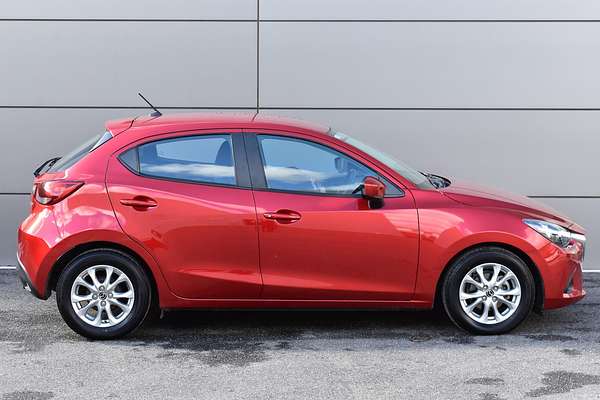 2016 Mazda 2 Maxx DJ Series