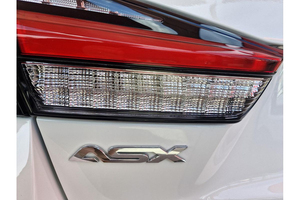 2024 Mitsubishi ASX ES XD