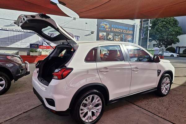 2024 Mitsubishi ASX ES XD