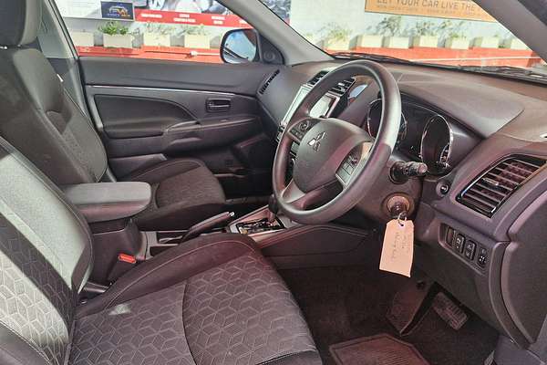 2024 Mitsubishi ASX ES XD