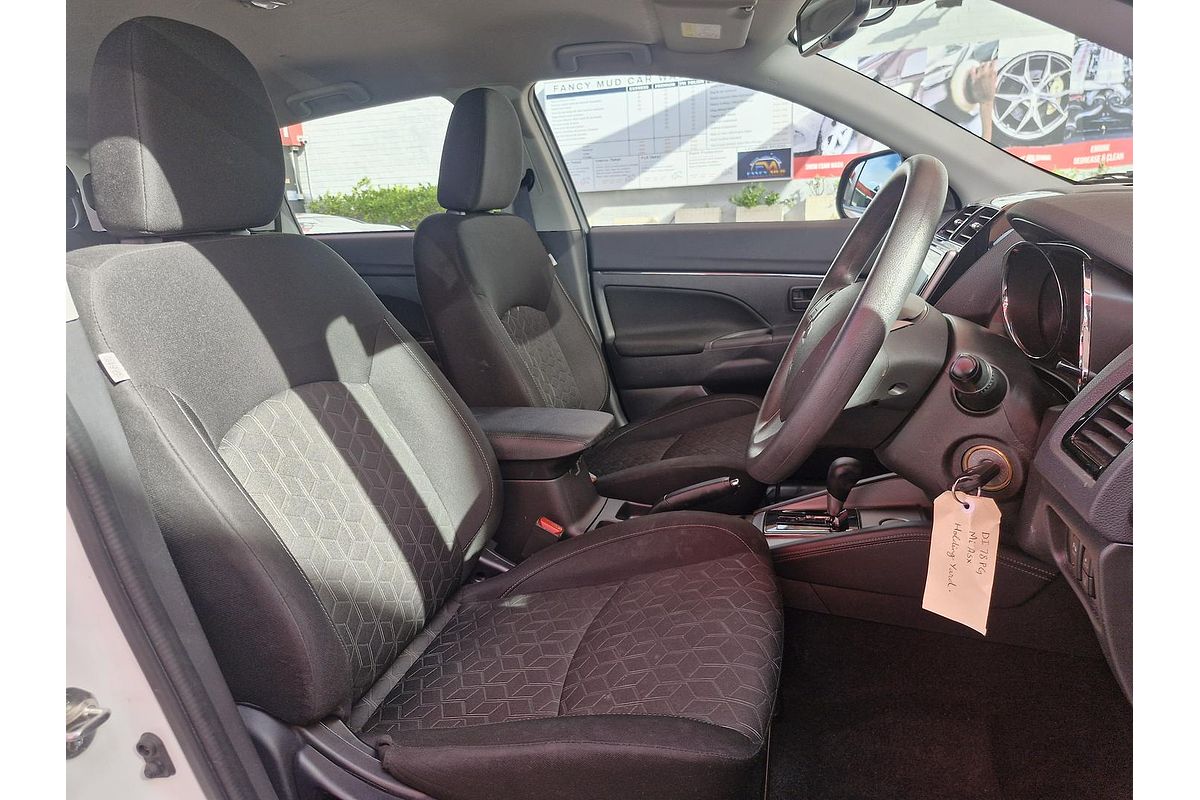 2024 Mitsubishi ASX ES XD
