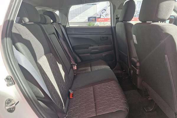 2024 Mitsubishi ASX ES XD