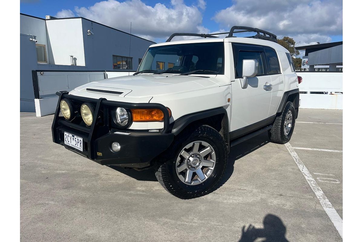 2013 Toyota FJ Cruiser GSJ15R