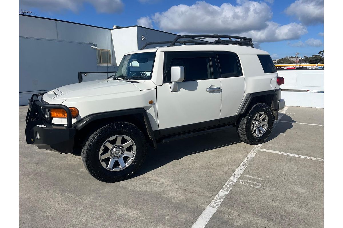 2013 Toyota FJ Cruiser GSJ15R