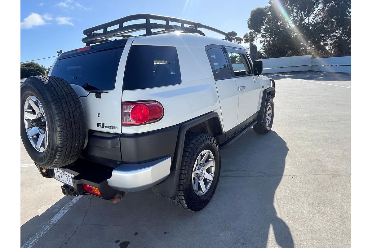 2013 Toyota FJ Cruiser GSJ15R