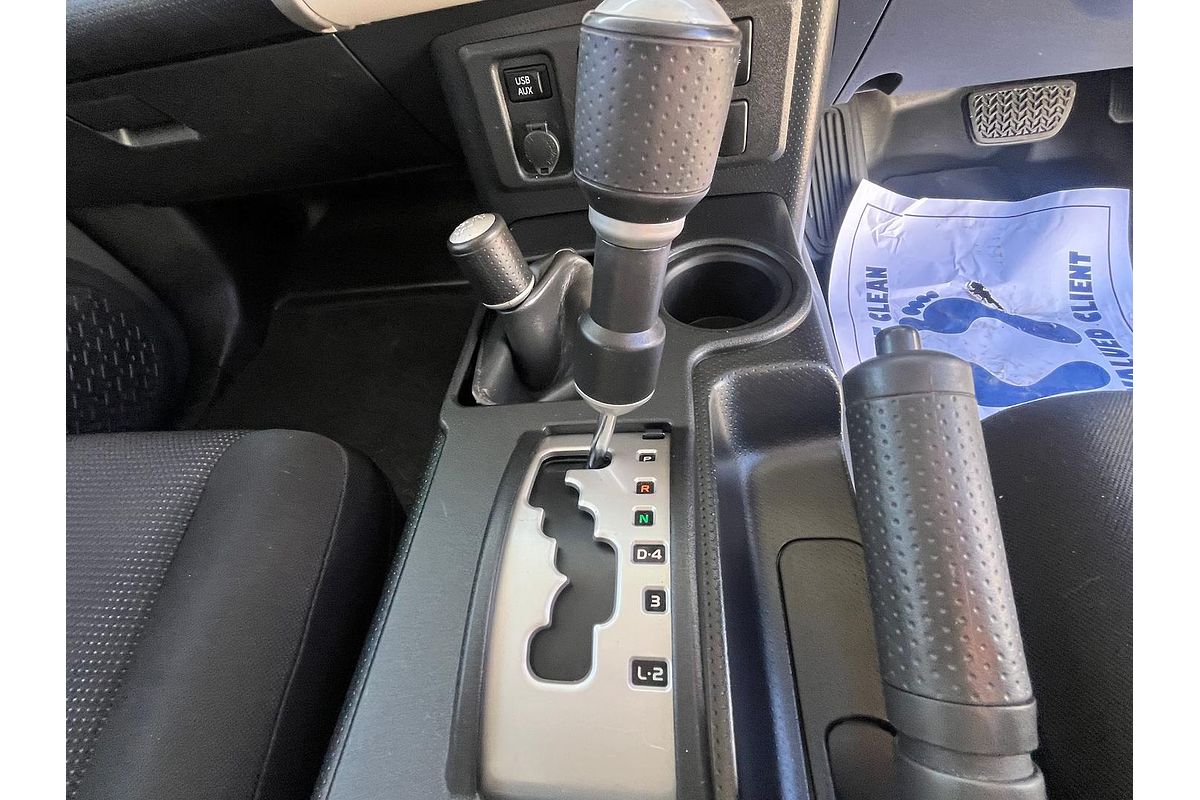 2013 Toyota FJ Cruiser GSJ15R
