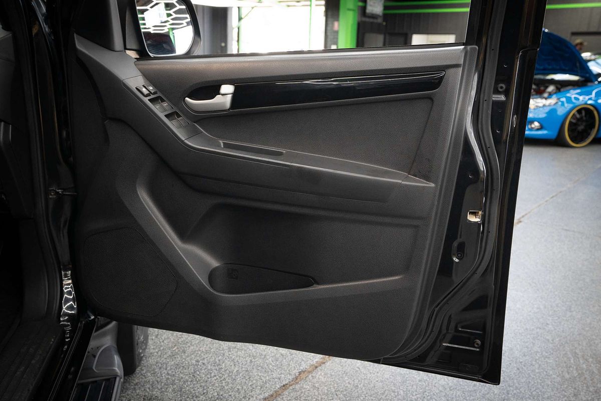 2014 Isuzu D-MAX LS-U High Ride Rear Wheel Drive
