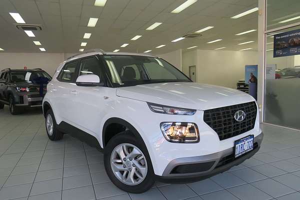 2025 Hyundai Venue  QX.V5