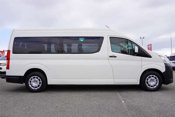 2020 Toyota Hiace Commuter GDH322R