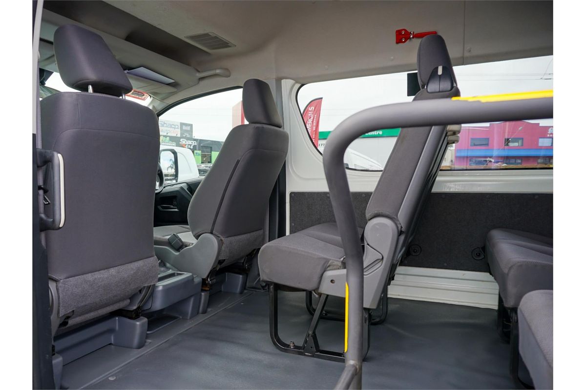 2020 Toyota Hiace Commuter GDH322R