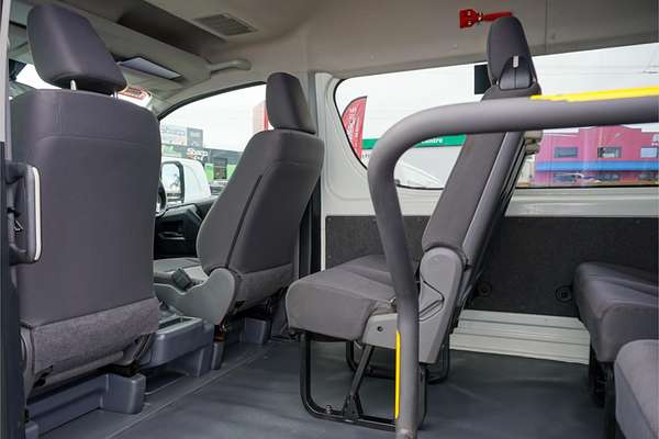 2020 Toyota Hiace Commuter GDH322R