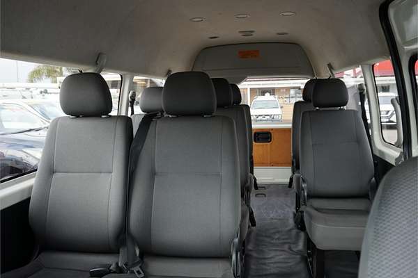 2016 Toyota Hiace Commuter KDH223R