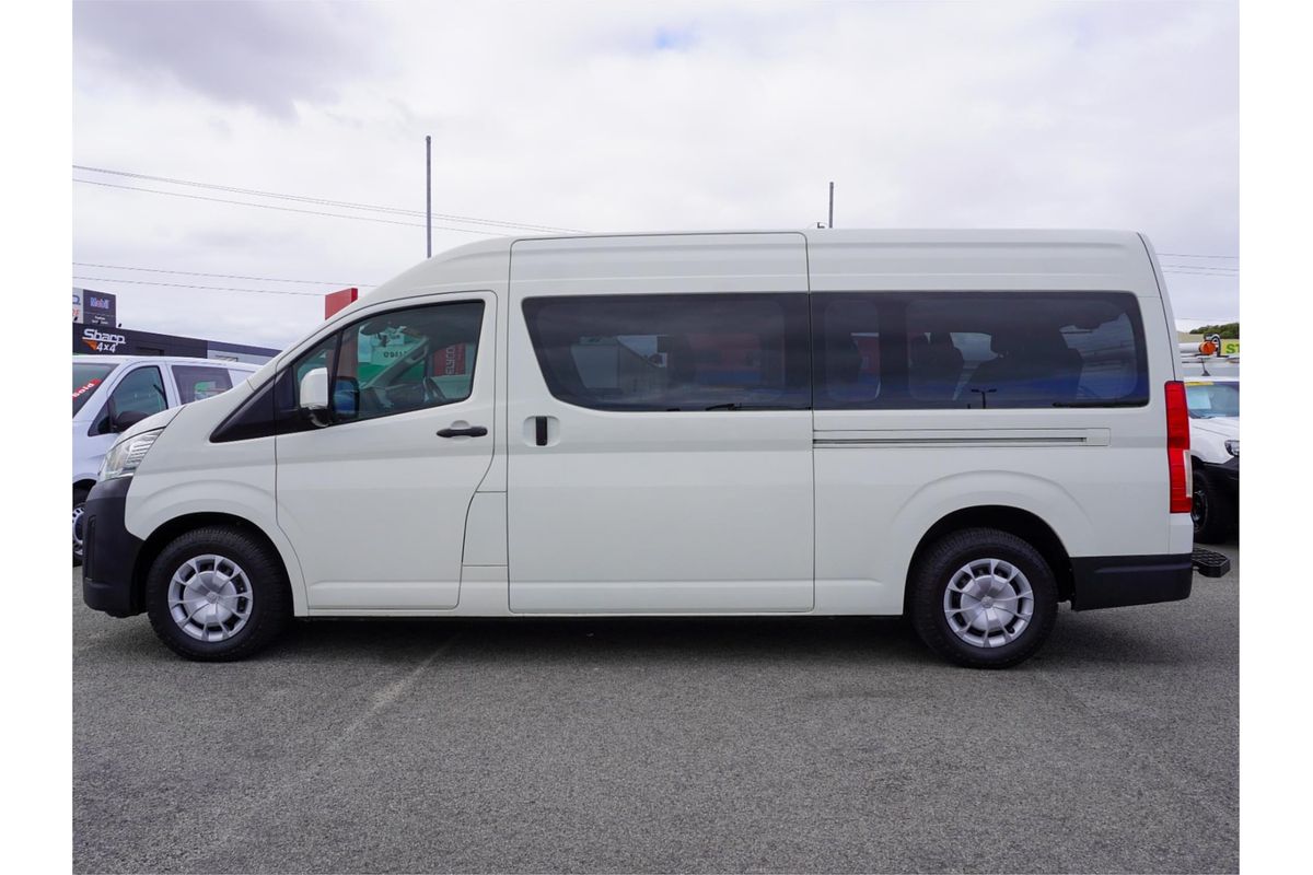 2020 Toyota Hiace Commuter GDH322R