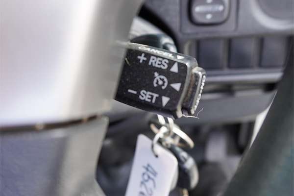 2016 Toyota Hiace Commuter KDH223R