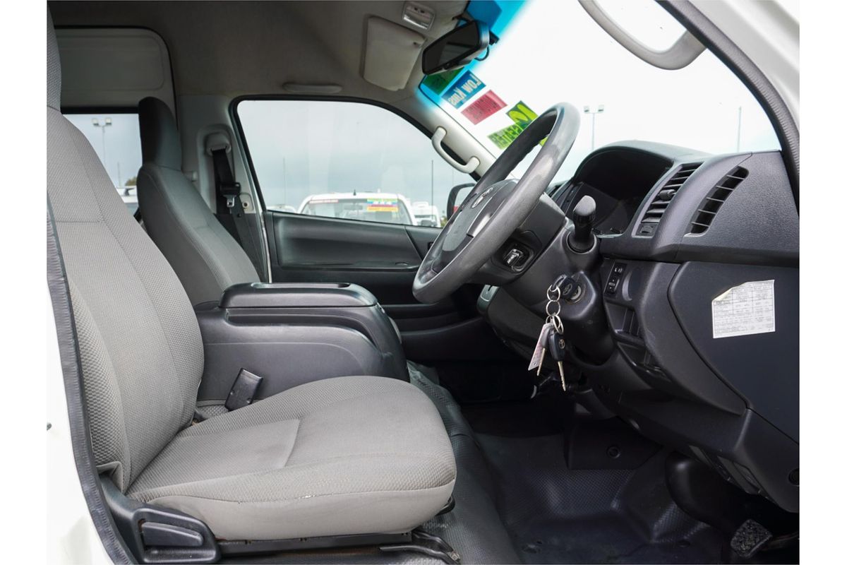 2016 Toyota Hiace Commuter KDH223R