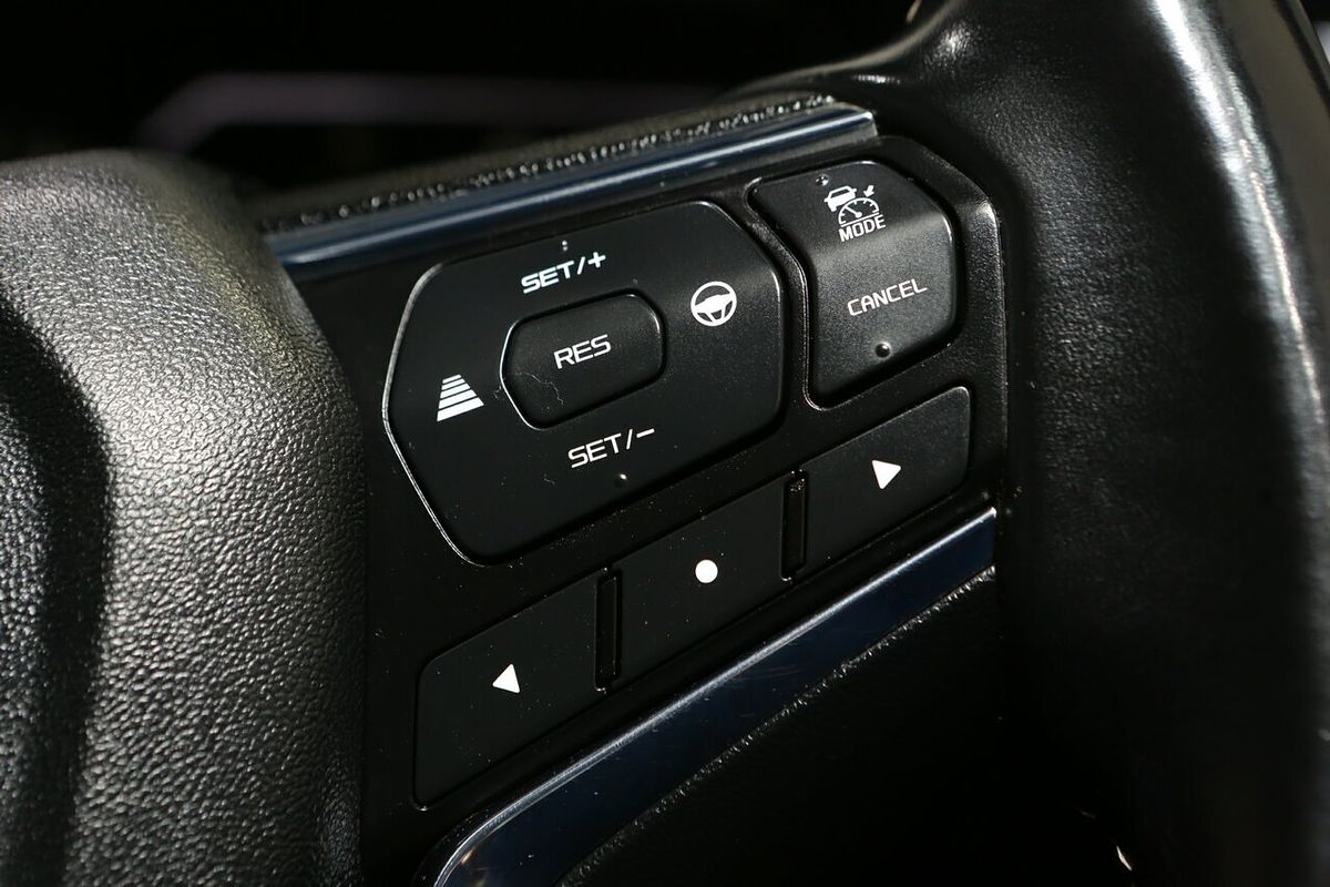 2021 Isuzu MU-X LS-U