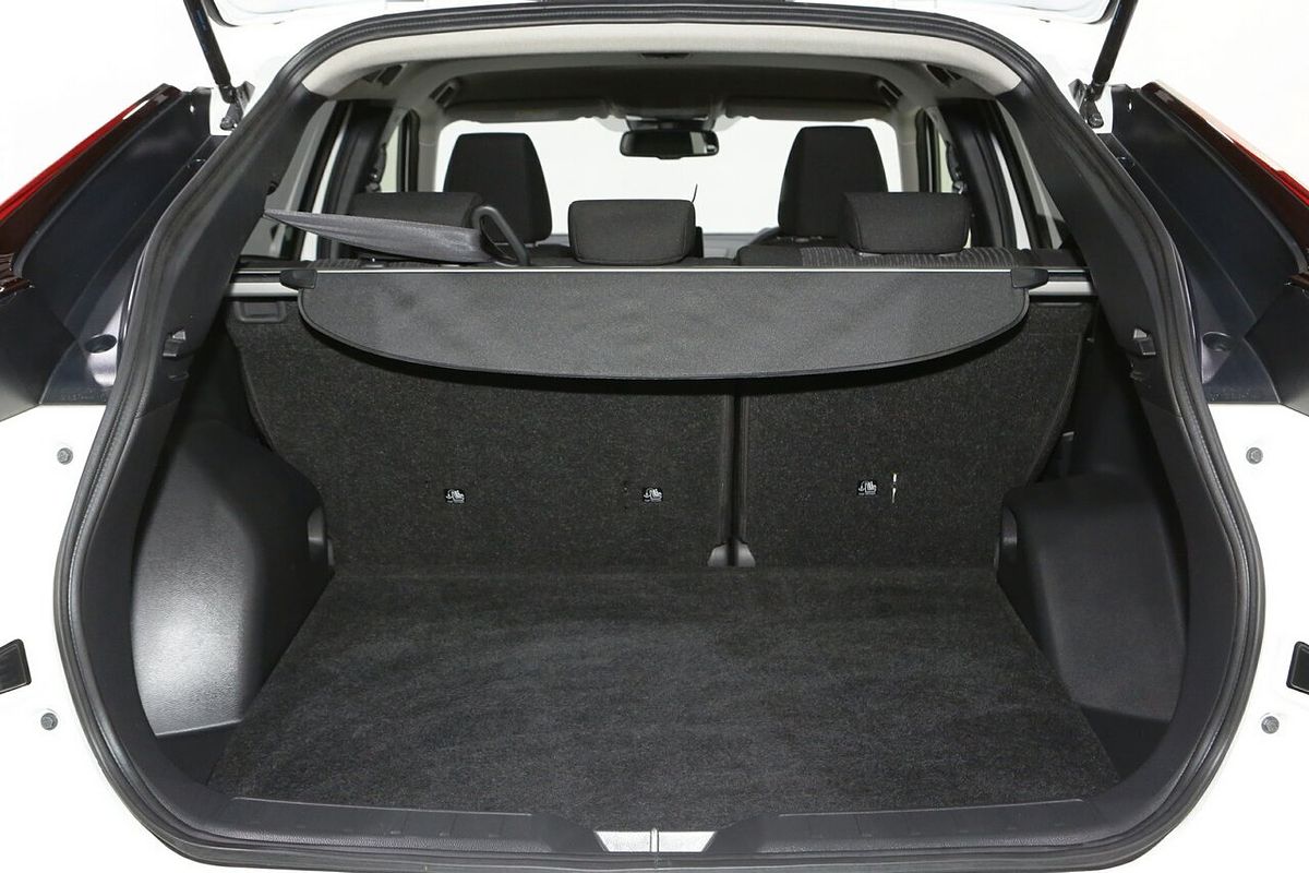 2024 Mitsubishi Eclipse Cross LS YB