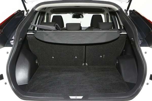 2024 Mitsubishi Eclipse Cross LS YB