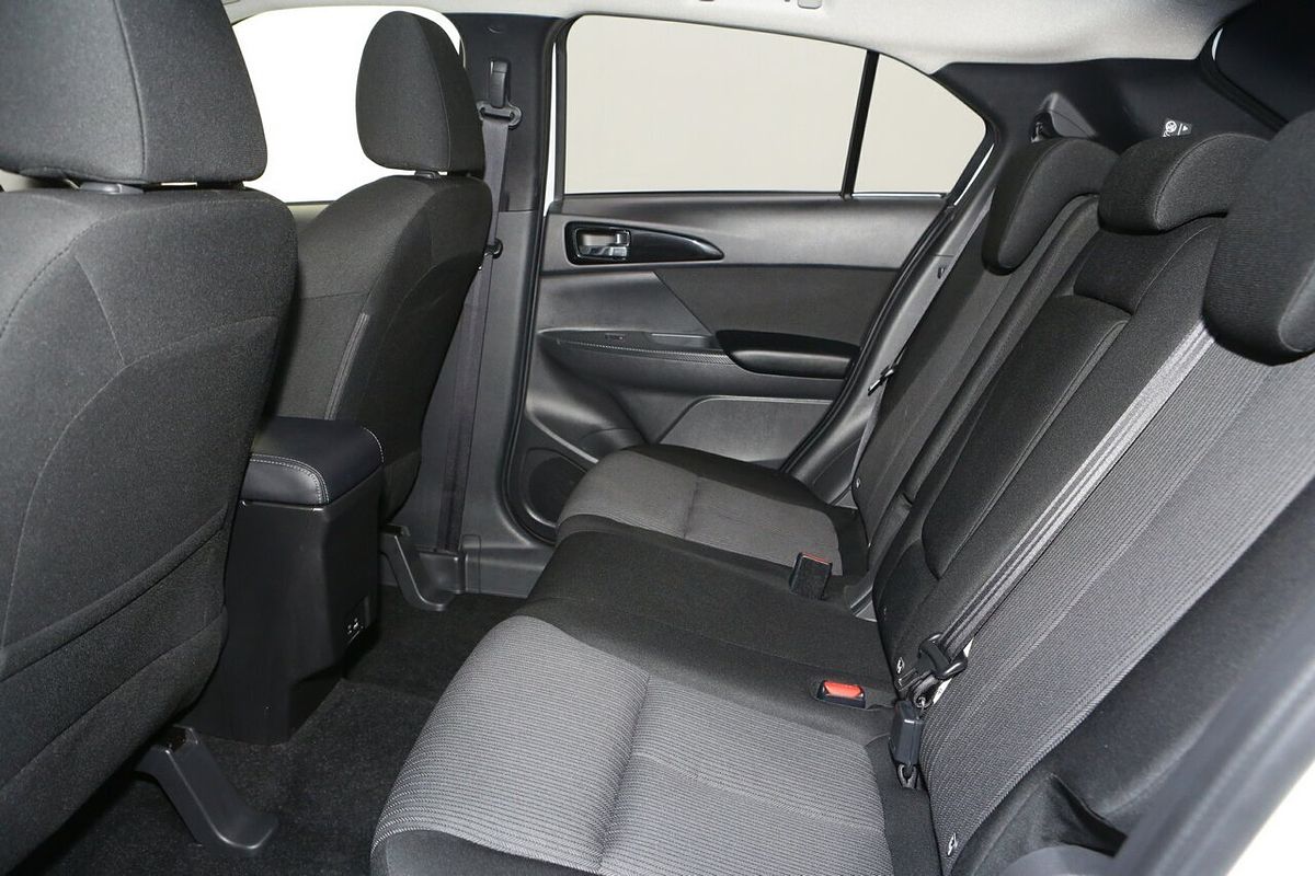 2024 Mitsubishi Eclipse Cross LS YB