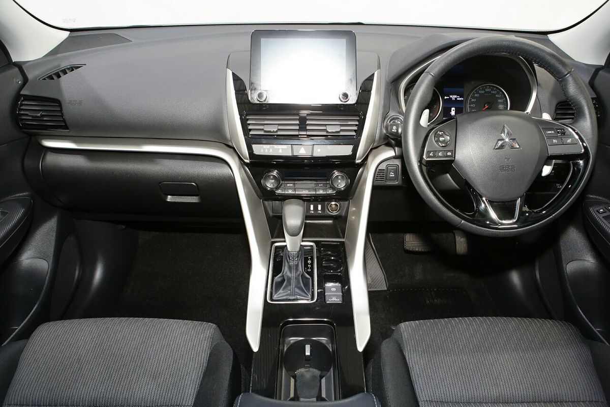 2024 Mitsubishi Eclipse Cross LS YB