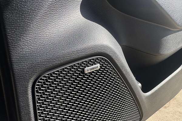 2025 Mitsubishi Outlander Exceed ZM