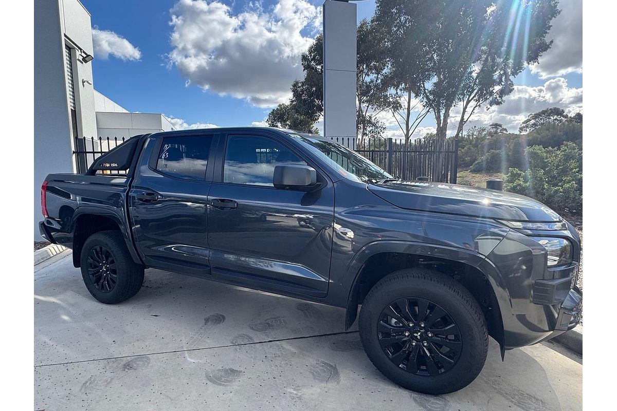 2025 Mitsubishi Triton GLX-R MV 4X4