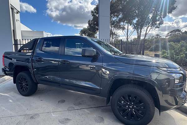 2025 Mitsubishi Triton GLX-R MV 4X4