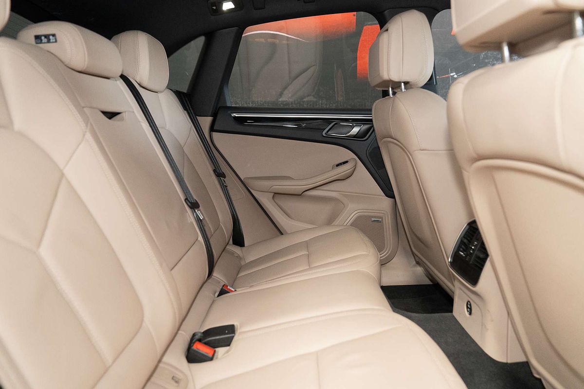 2022 Porsche Macan  95B