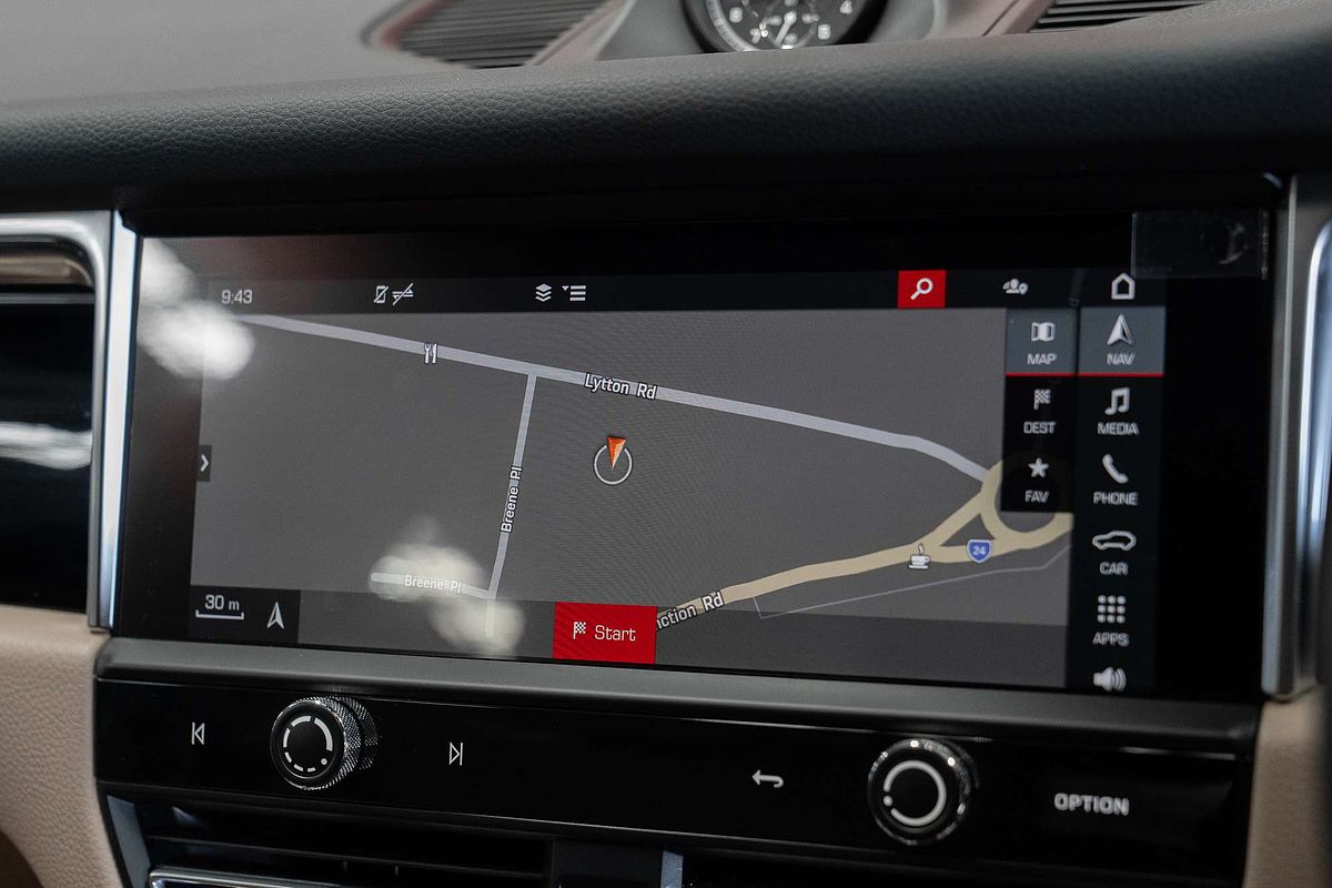 2022 Porsche Macan  95B