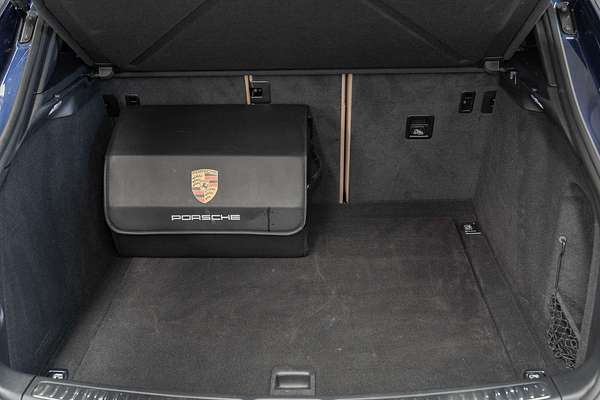 2022 Porsche Macan  95B