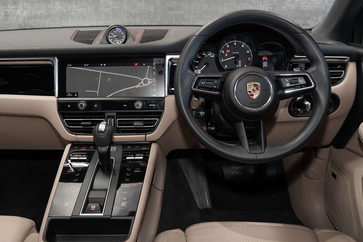 2022 Porsche Macan  95B