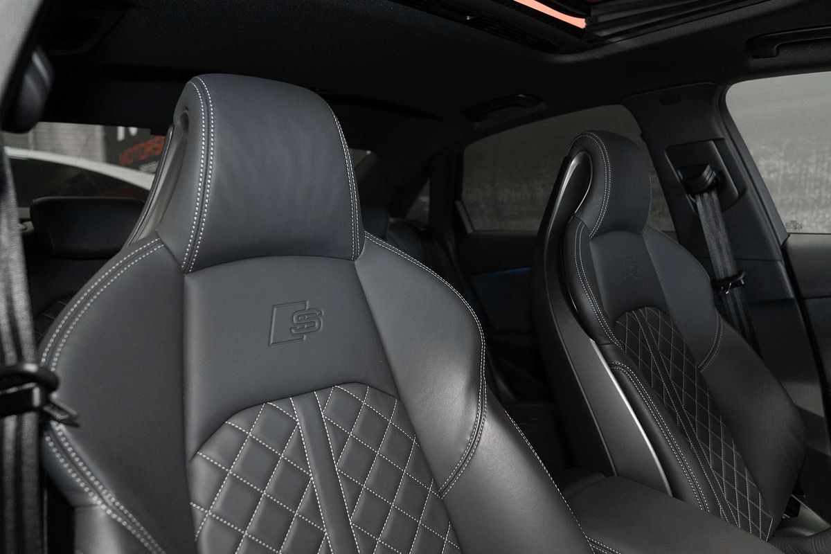 2022 Audi S4  B9