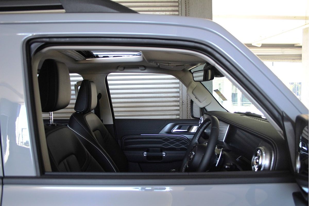 Tank 300 Ultra HEV 4X4