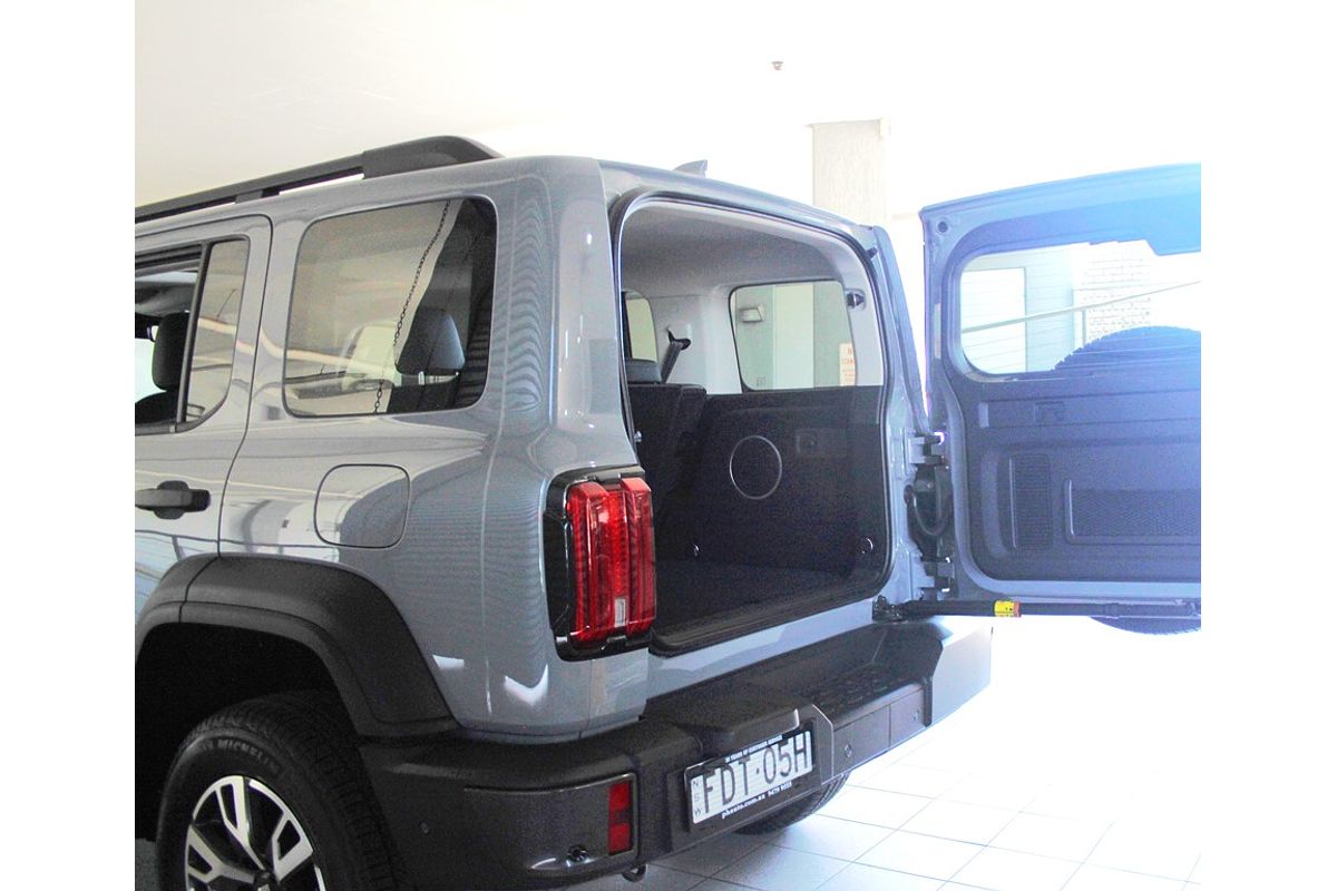 Tank 300 Ultra HEV 4X4