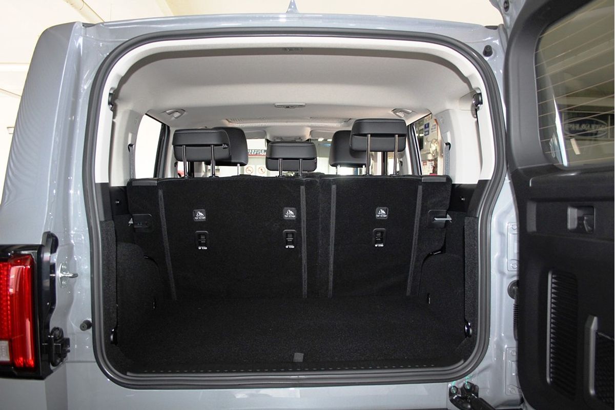 TANK 300 ULTRA PETROL 2.0L T4 TURBO DIRECT F/INJ 8 SP AUTOMATIC 4D WAGON 