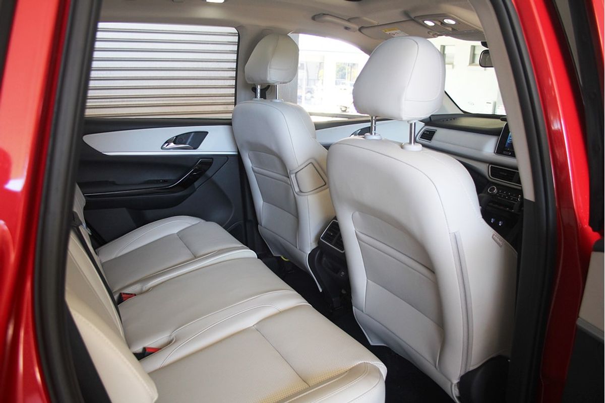 XUV700 AX7L