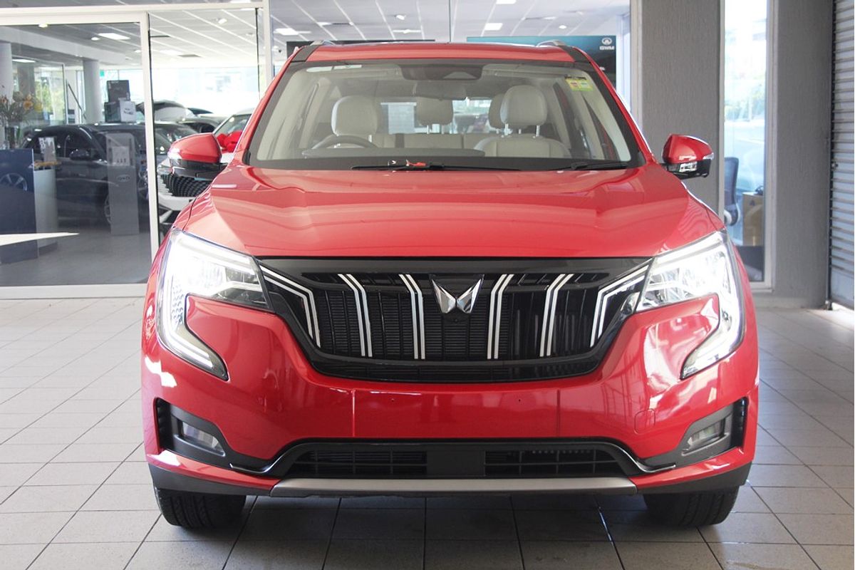 XUV700 AX7L