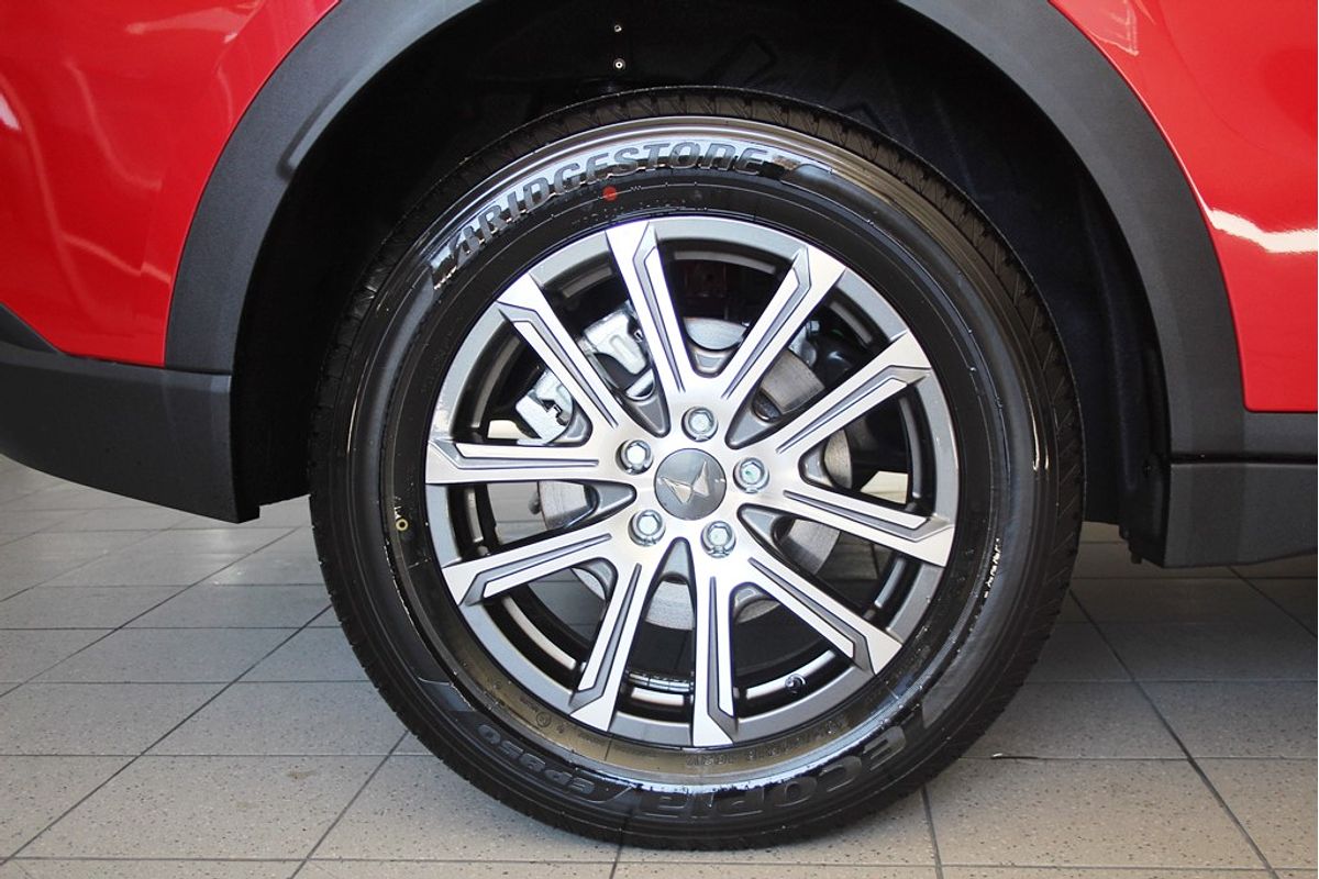 XUV700 AX7L